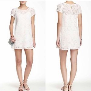 Socialite white lace dress
